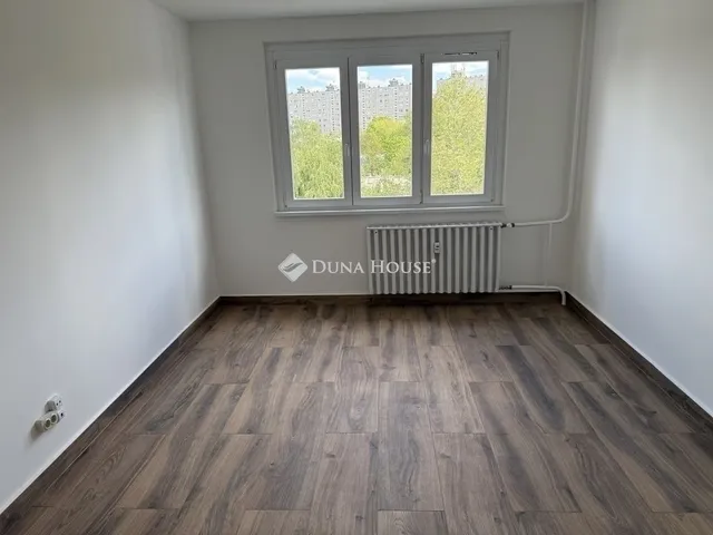 Eladó lakás Budapest XVIII. kerület 72 nm