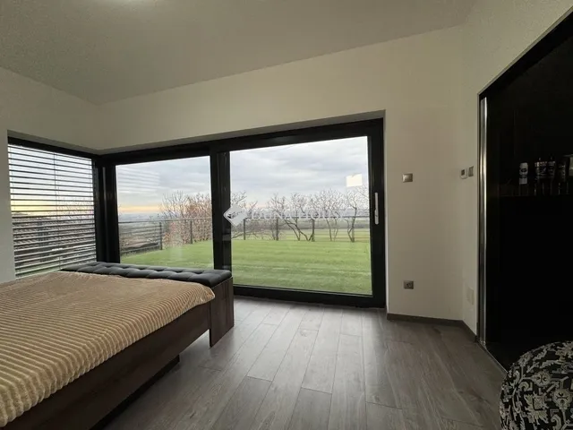 Eladó ház Budapest XVII. kerület 247 nm