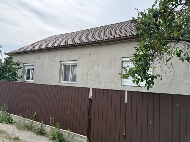 Eladó ház Maglód 130 nm