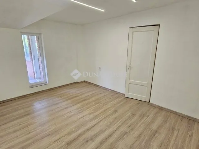 Eladó ház Budapest XVIII. kerület 76 nm