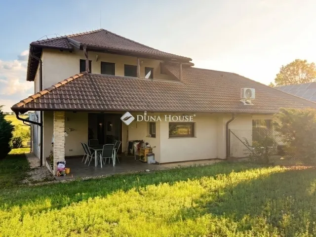 Eladó ház Gödöllő 240 nm