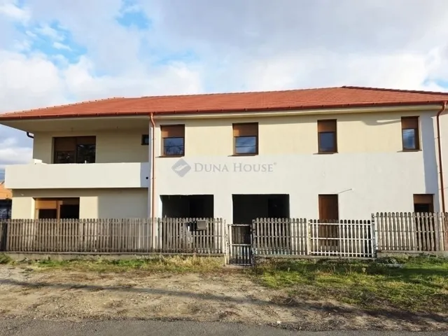 Eladó ház Gyál 122 nm