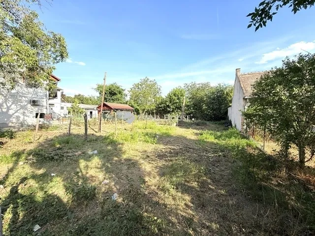 Eladó telek Budapest XVIII. kerület 684 nm