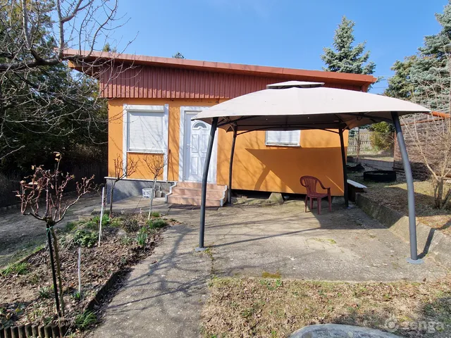 Eladó üdülő és hétvégi ház Kulcs 38 nm