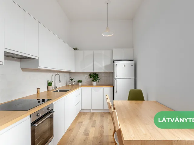Eladó lakás Budapest VI. kerület 82 nm