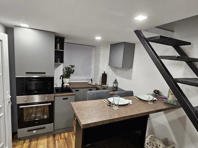 Eladó lakás Budapest VIII. kerület, Csarnoknegyed 15 nm