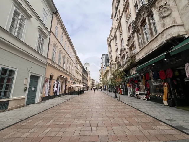 Eladó lakás Budapest V. kerület, Belváros 27 nm