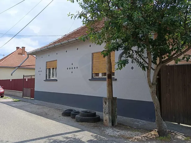 Eladó ház Szolnok 73 nm