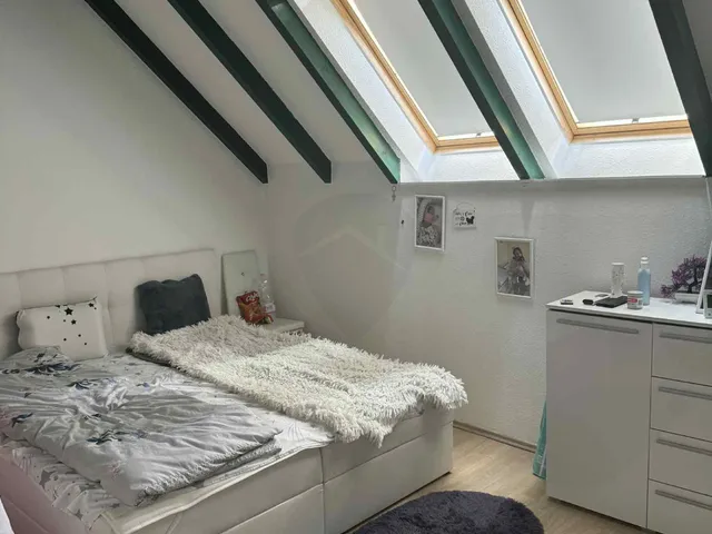 Eladó lakás Szolnok 94 nm