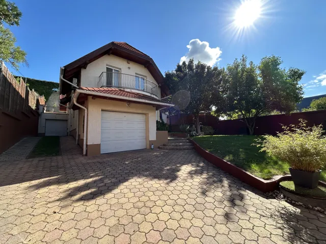 Eladó ház Budapest XXIII. kerület, Soroksár 278 nm