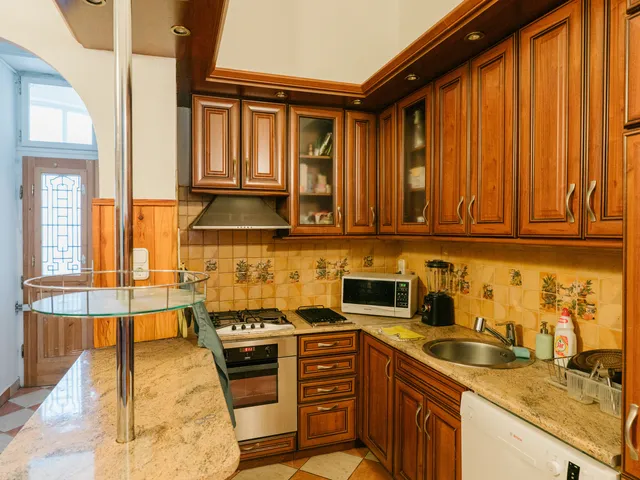 Eladó lakás Budapest I. kerület 113 nm