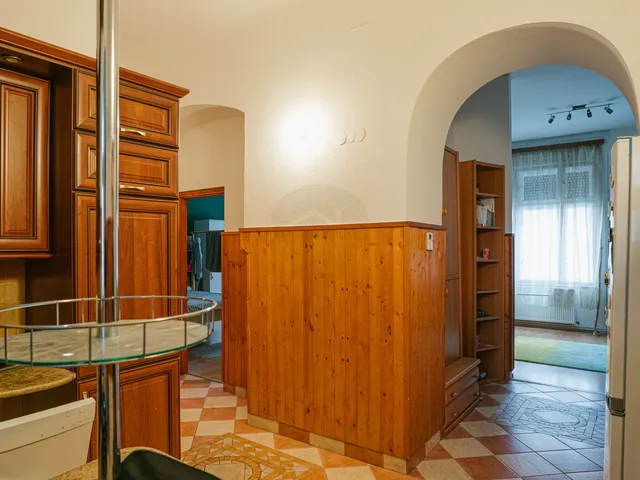 Eladó lakás Budapest I. kerület 113 nm