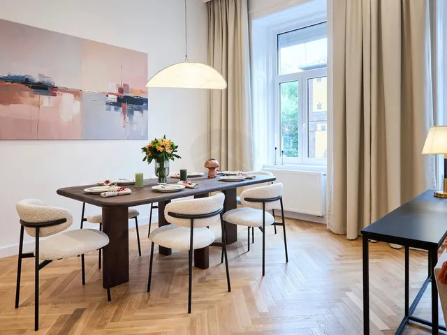 Eladó lakás Budapest V. kerület, Bank negyed 102 nm