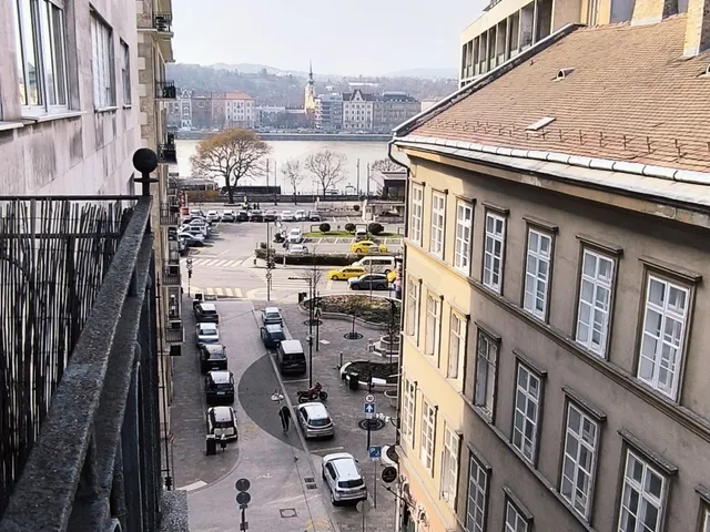 Kiadó lakás Budapest V. kerület, Belváros 100 nm
