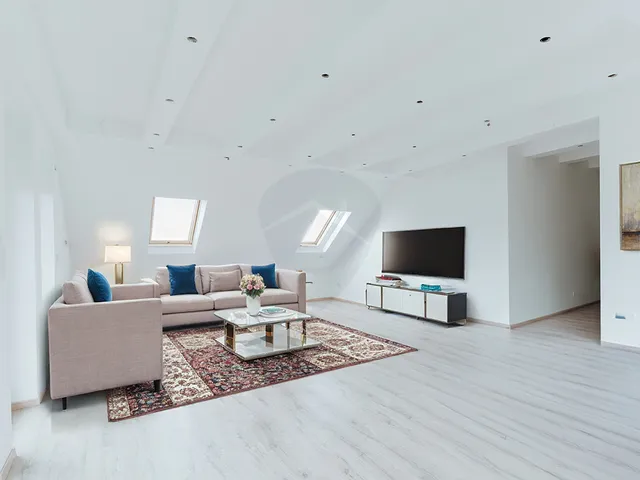 Eladó lakás Budapest XVIII. kerület, Bókaytelep 190 nm