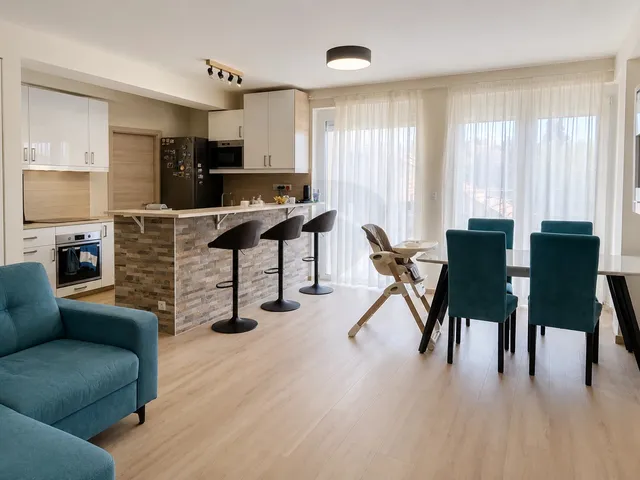 Eladó lakás Budapest XIX. kerület, Kertváros