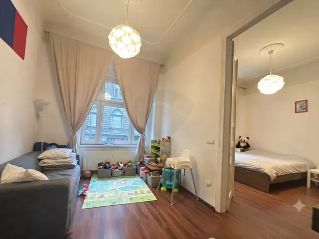 Eladó lakás Budapest VIII. kerület, Palotanegyed 130 nm