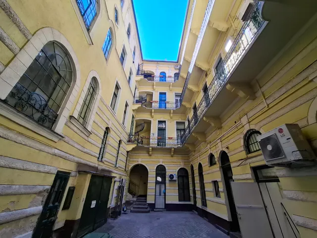 Eladó lakás Budapest VIII. kerület, Palotanegyed 90 nm