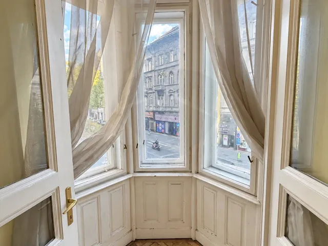 Eladó lakás Budapest VIII. kerület, Józsefváros 117 nm