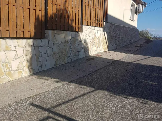 Eladó ház Tamási 65 nm