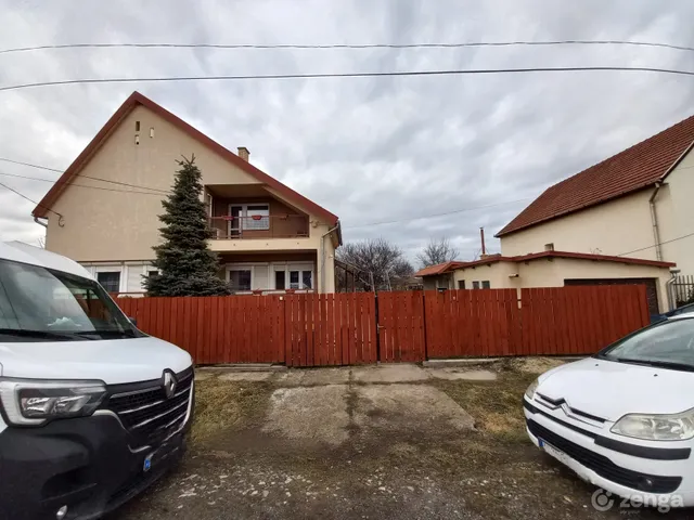 Eladó ház Üllő 132 nm