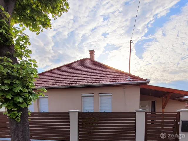 Eladó ház Kecskemét 90 nm