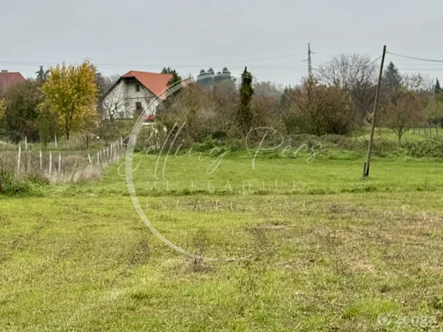 Eladó telek Pécs, Széna utca 2400 nm