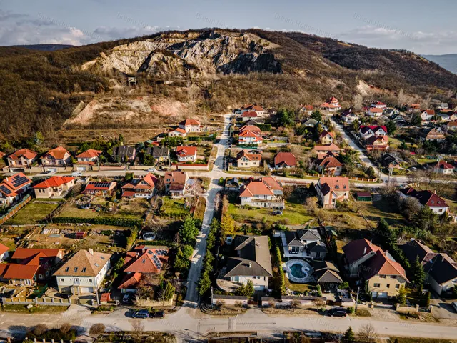 Eladó ház Pilisjászfalu 62 nm