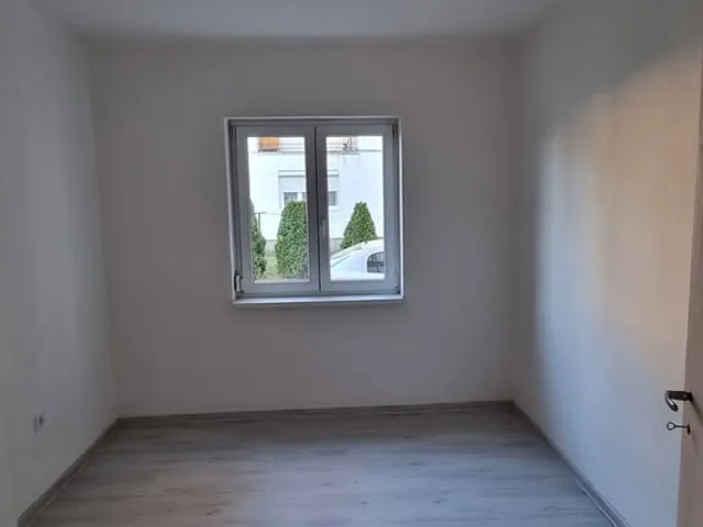 Eladó lakás Szentlőrinc 63 nm