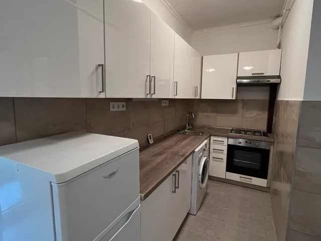 Kiadó lakás Pécs, Ispitaalja 40 nm