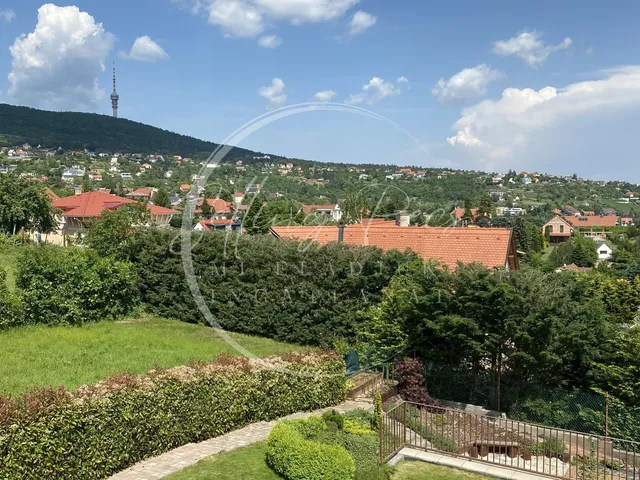 Eladó lakás Pécs, Donátus 125 nm