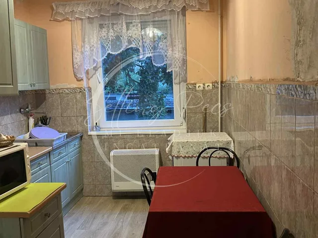Eladó lakás Komló, Kenderföld, Arany János utca 50 nm