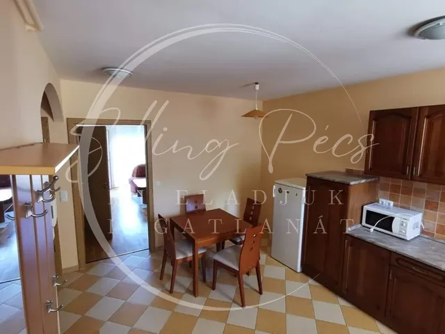 Kiadó lakás Pécs, Belváros, szabadság utca 63 nm
