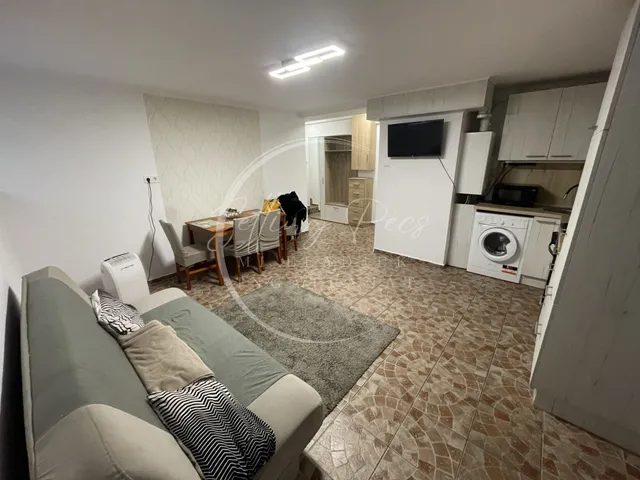 Kiadó lakás Pécs, Egyetemváros 63 nm