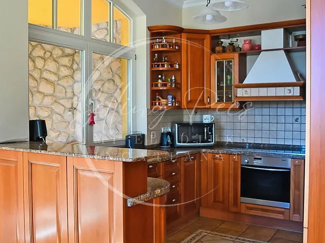 Eladó ház Pécs, Mecsekoldal, Donátusi út 314 nm