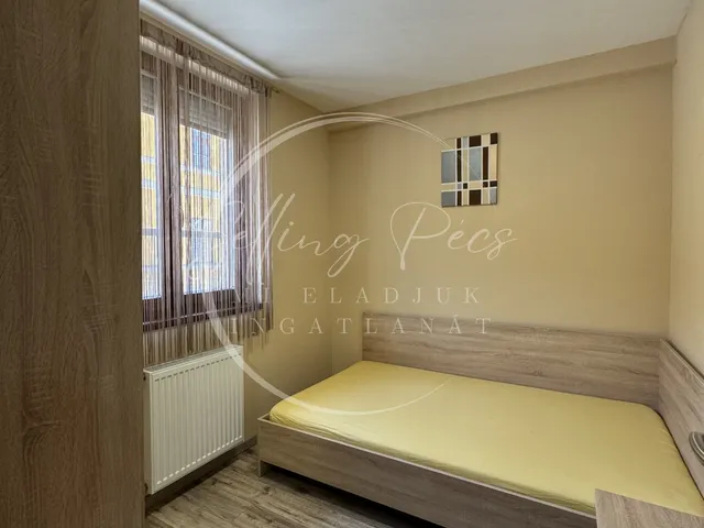 Kiadó lakás Pécs, Belváros, Apáca utca 58 nm