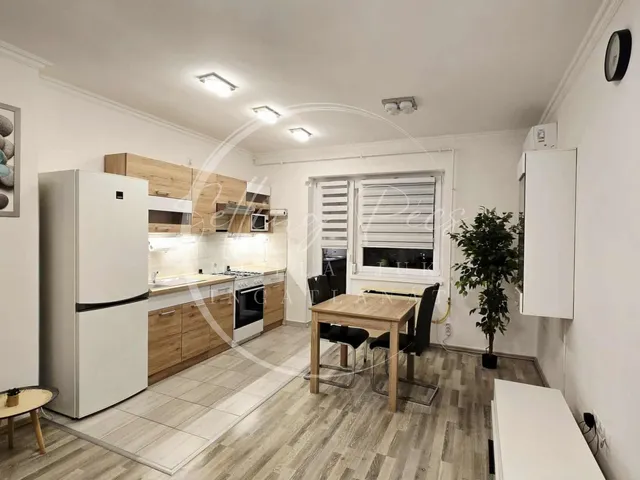 Kiadó lakás Pécs, Belváros 38 nm