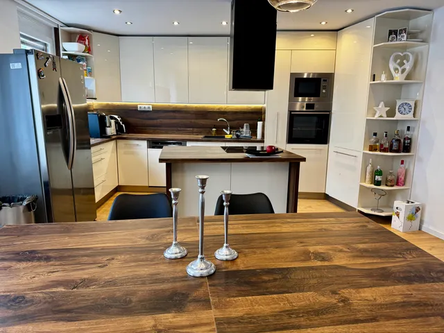 Eladó ház Pécs, Tettye, Cserző köz 235 nm