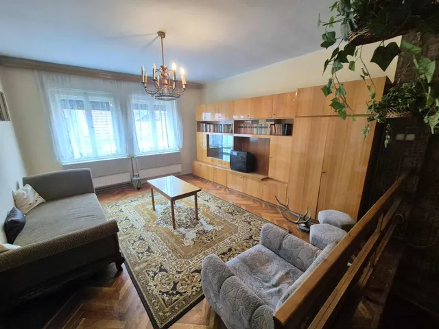 Eladó ház Szigetvár, Vár utca 155 nm