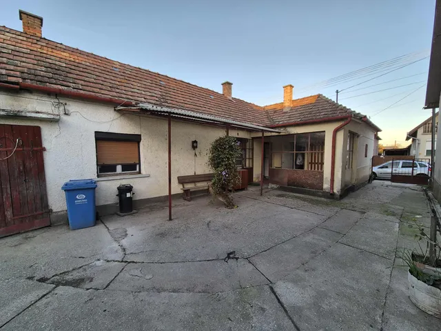 Eladó ház Szigetvár 73 nm