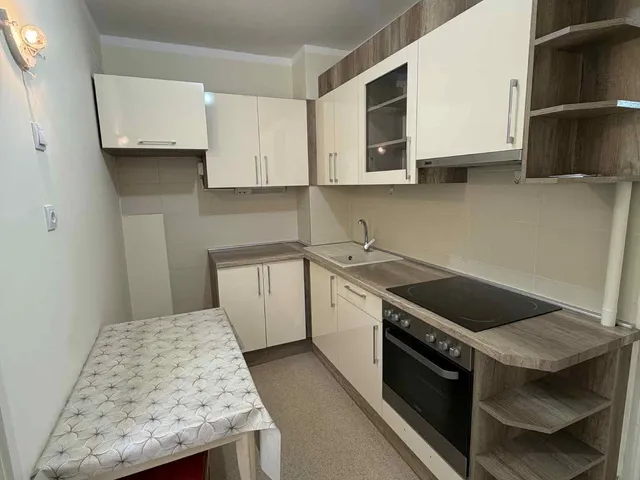 Eladó lakás Pécs, Kertváros 47 nm