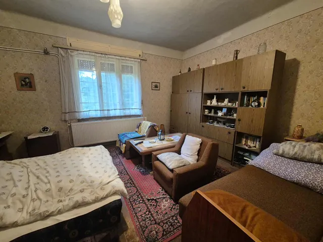 Eladó ház Mozsgó, Batthyány utca 75 nm