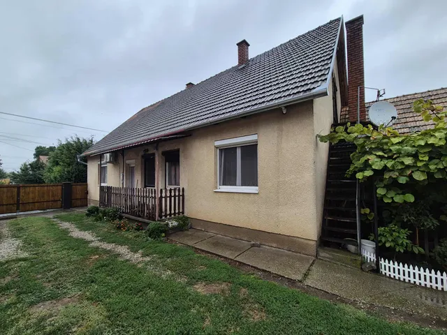 Eladó ház Dencsháza 116 nm