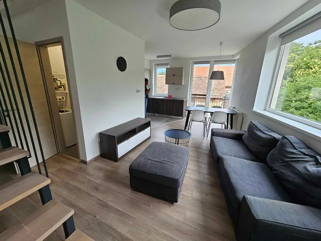 Kiadó lakás Pécs, Belváros 58 nm