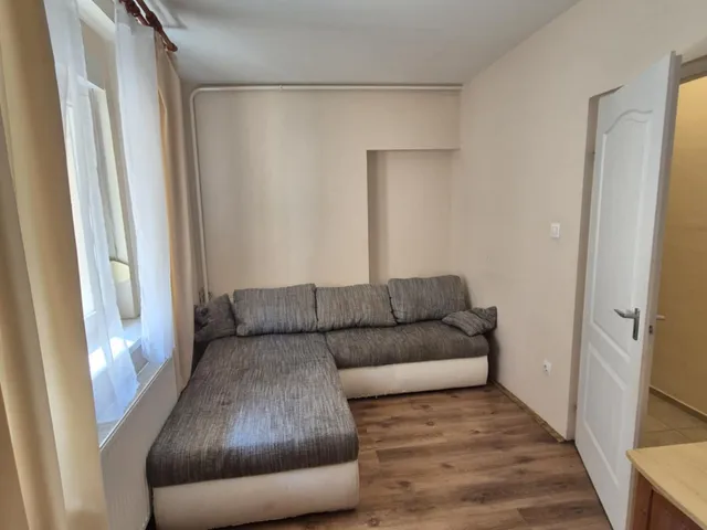 Eladó lakás Pécs, Egyetemváros, Szigeti út 48 nm