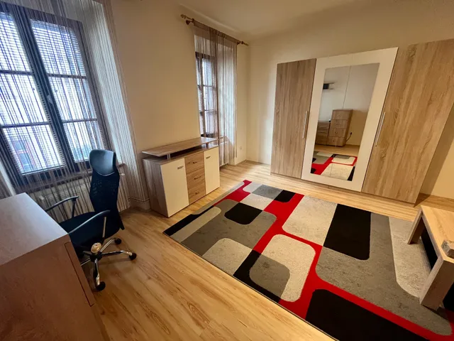 Kiadó lakás Pécs, Belváros, Király utca 45 nm