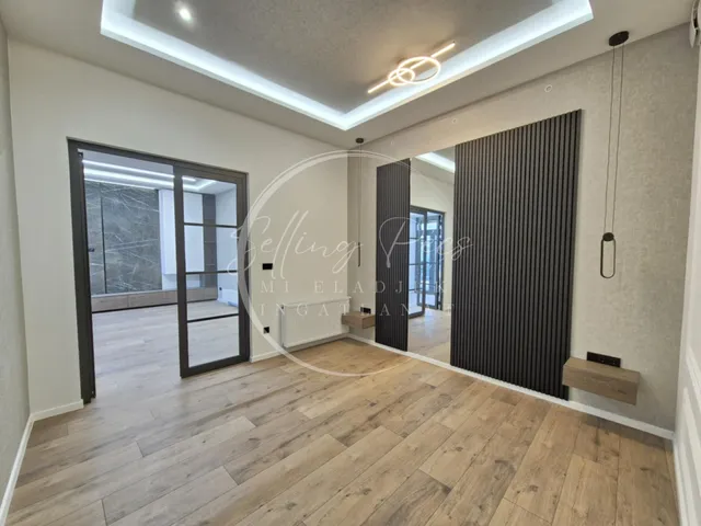 Eladó lakás Pécs, Belváros, Búza tér 82 nm