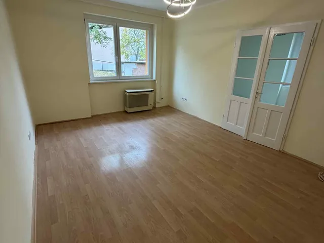 Kiadó lakás Pécs, Budai városrész 49 nm