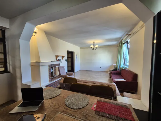 Eladó lakás Pécs, Egyetemváros, Szigeti út 118 nm