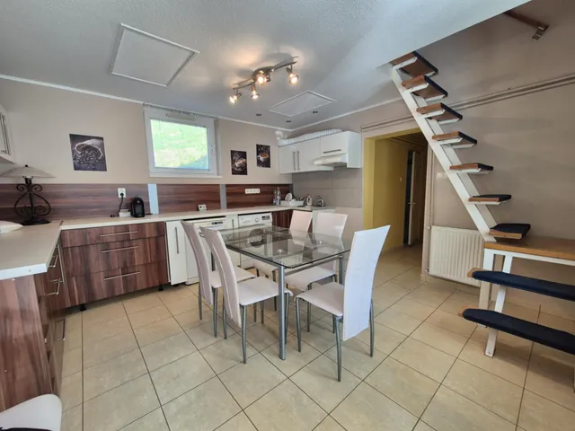 Eladó ház Mecsekpölöske, Rákóczi út 70 nm